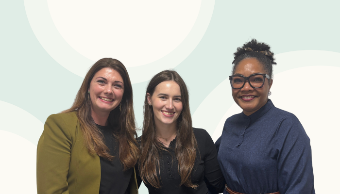 Tracy, Celine en Winanda van de afdeling Debiteurenbeheer